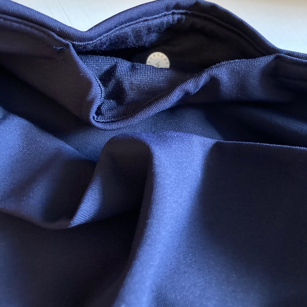 Lululemon leggings with mesh
